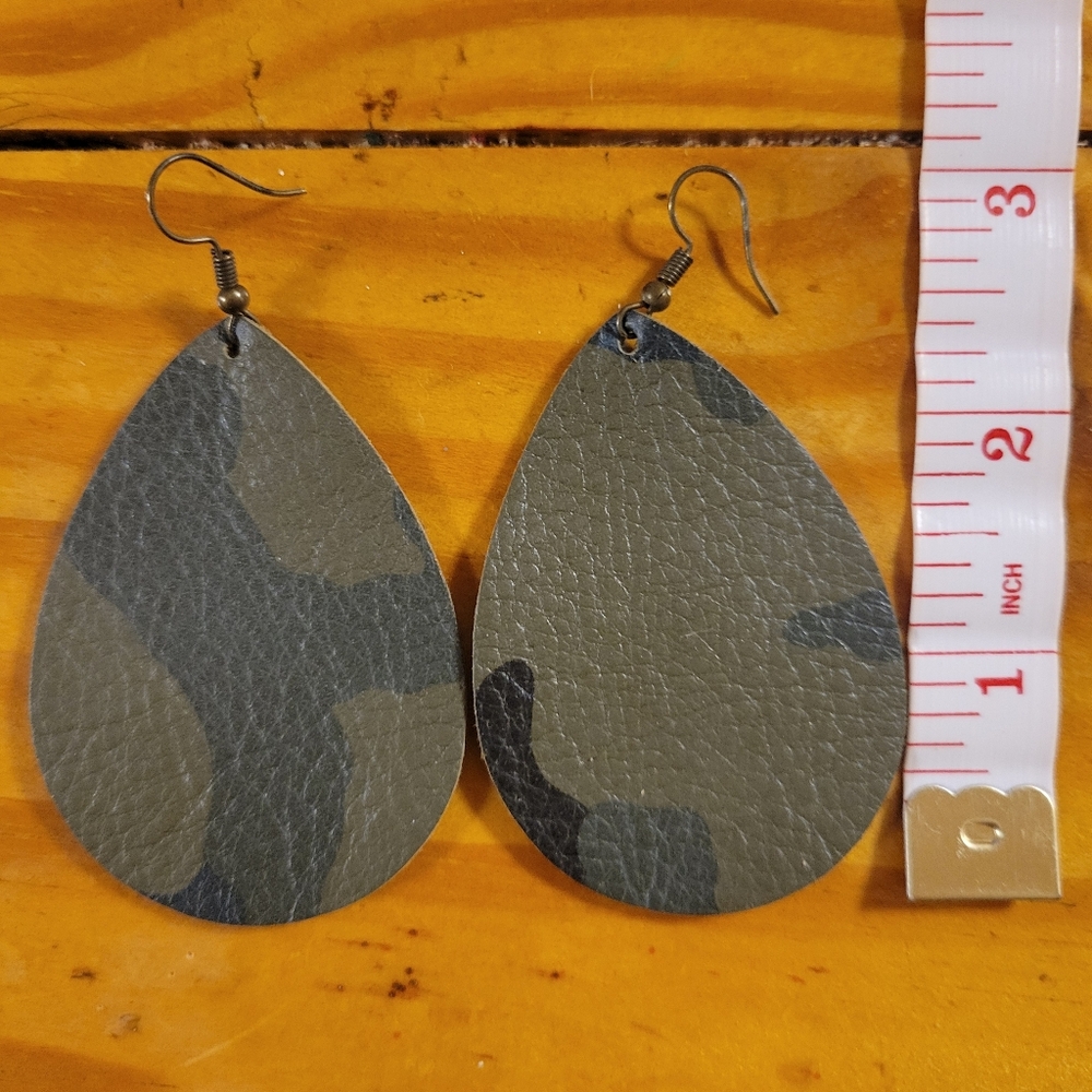 dark green Leather Dangle Earrings‎